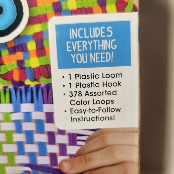 NEW Weaving Loom 378 Craft Loops + 1 Weaving Loom with Tool Potholder craft kit - Picture 9 of 16